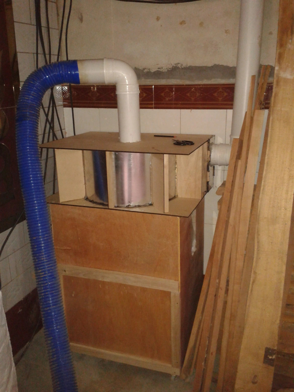 Dust collector separator connected with hose and PVC fittings
